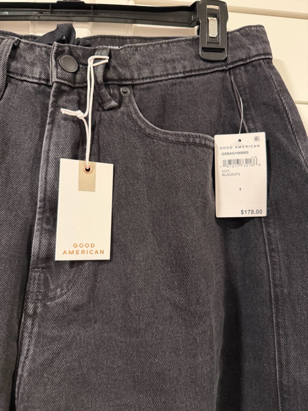 Good American Black barrel jeans brand new with tags - Picture 2 of 3